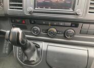 Volkswagen Multivan 15