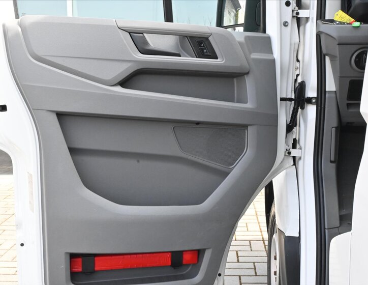 Volkswagen Crafter Skříň 2,0 l 103 kw