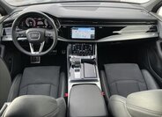 Audi Q7 6