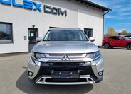 Mitsubishi Outlander SUV / Terénní 2,0 l 110 kw