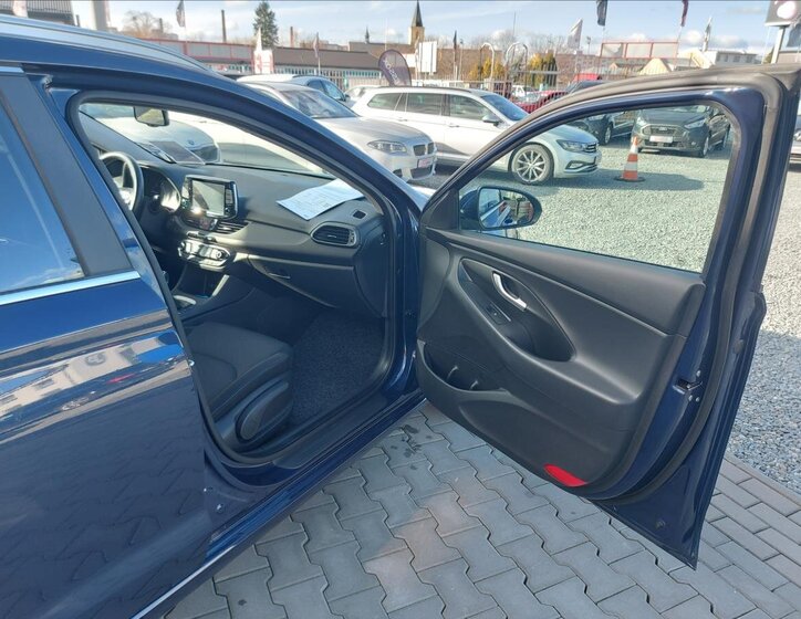 Hyundai i30 Kombi 1,6 l 85 kw