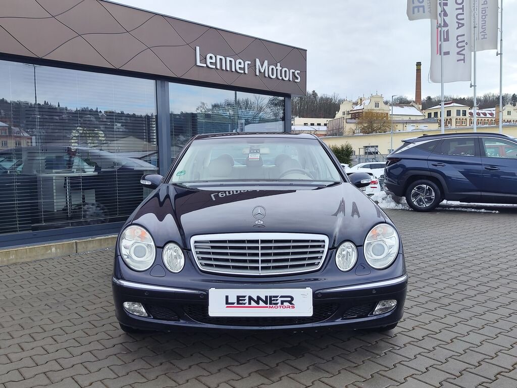 Mercedes-Benz Třídy E Sedan 2,7 l 130 kw