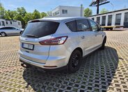 Ford S-MAX MPV 2,0 l 132 kw
