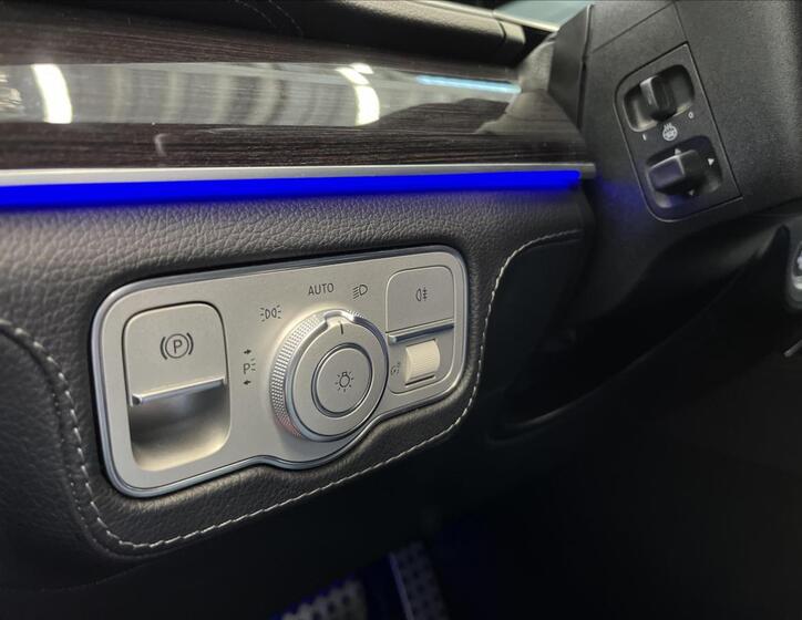 Mercedes-Benz GLS 11