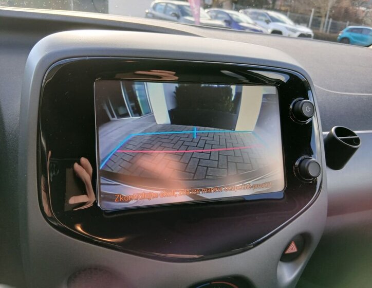 Toyota Aygo Hatchback 998,0 53 kw