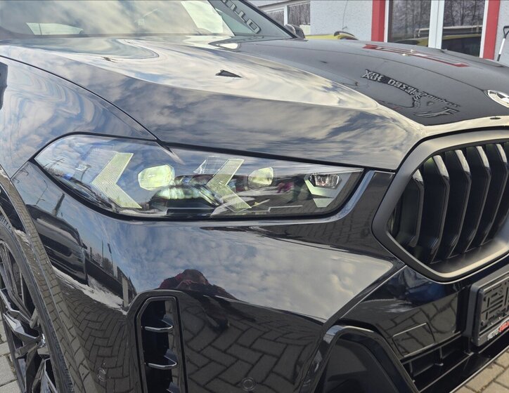 BMW X6 SUV 3,0 l 250 kw