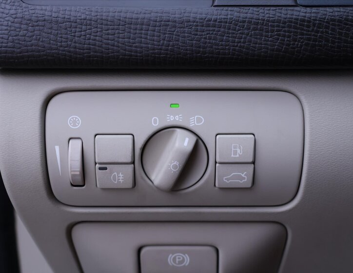 Volvo XC60 SUV / Terénní 2,4 l 120 kw