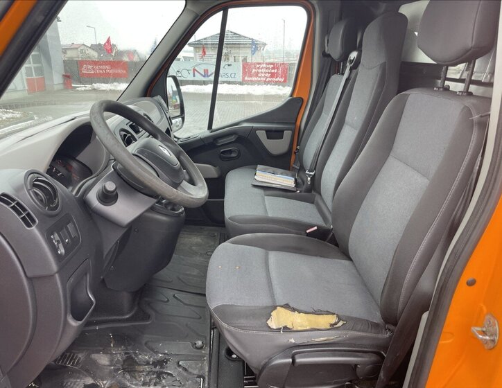 Renault Master Skříň 2,3 l 81 kw