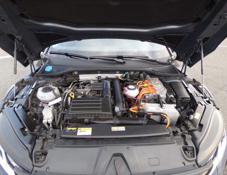 Volkswagen Arteon 75