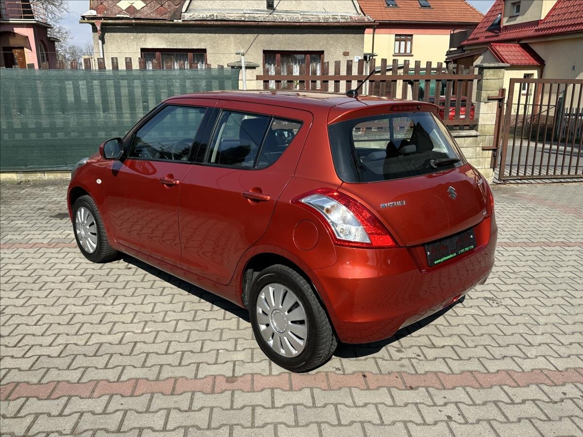 Suzuki Swift Hatchback 1,2 l 69 kw