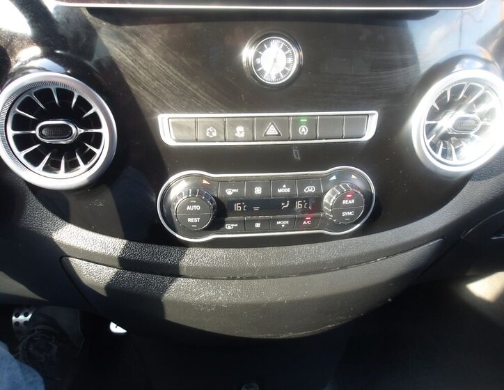 Mercedes-Benz Vito Kombi 2,1 l 120 kw