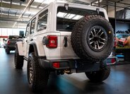 Jeep Wrangler 3