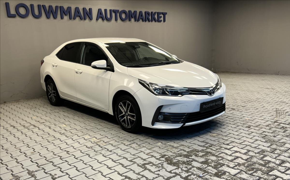 Toyota Corolla Sedan 1,6 l 97 kw