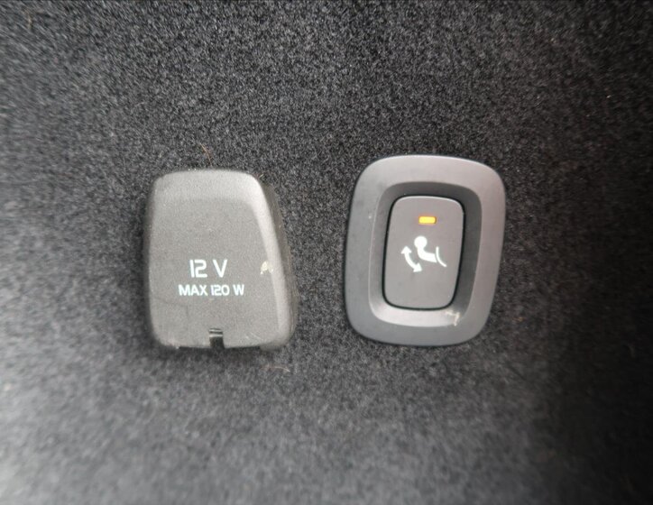 Volvo V60 Kombi 2,0 l 140 kw