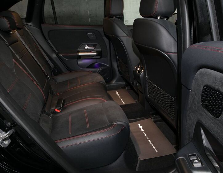 Mercedes-Benz EQA 12