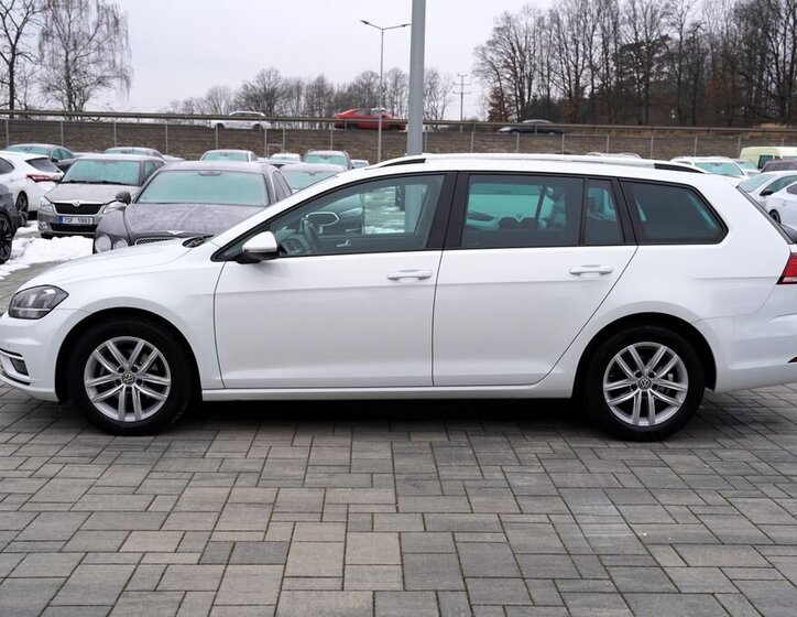 Volkswagen Golf Kombi 1,6 l 85 kw