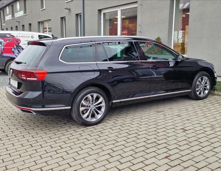 Volkswagen Passat Kombi 2,0 l 110 kw
