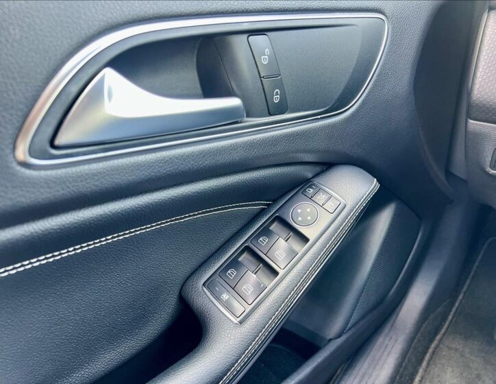 Mercedes-Benz Třídy A 35