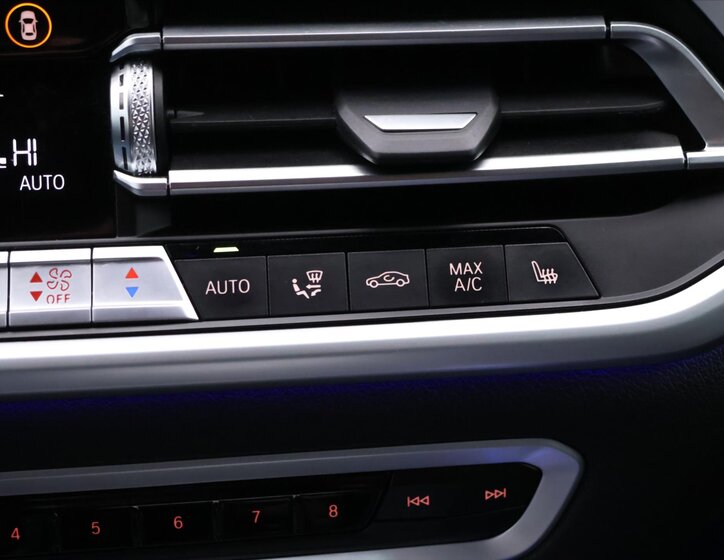 BMW X5 SUV / Terénní 3,0 l 210 kw