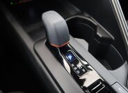 Toyota C-HR SUV 1,8 l 72 kw