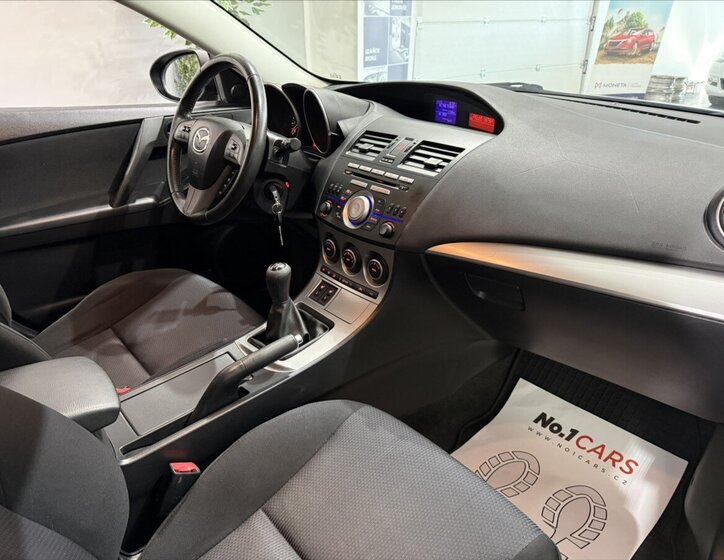 Mazda 3 Hatchback 1,6 l 77 kw