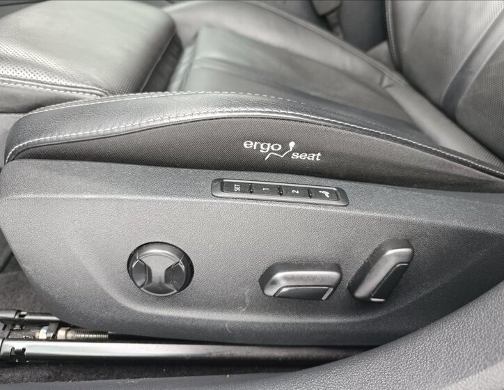 Škoda Octavia Kombi 2,0 l 85 kw