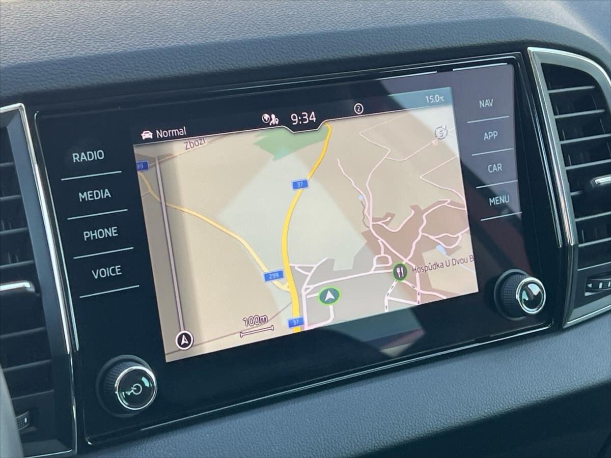 Škoda Karoq SUV / Terénní 1,5 l 110 kw