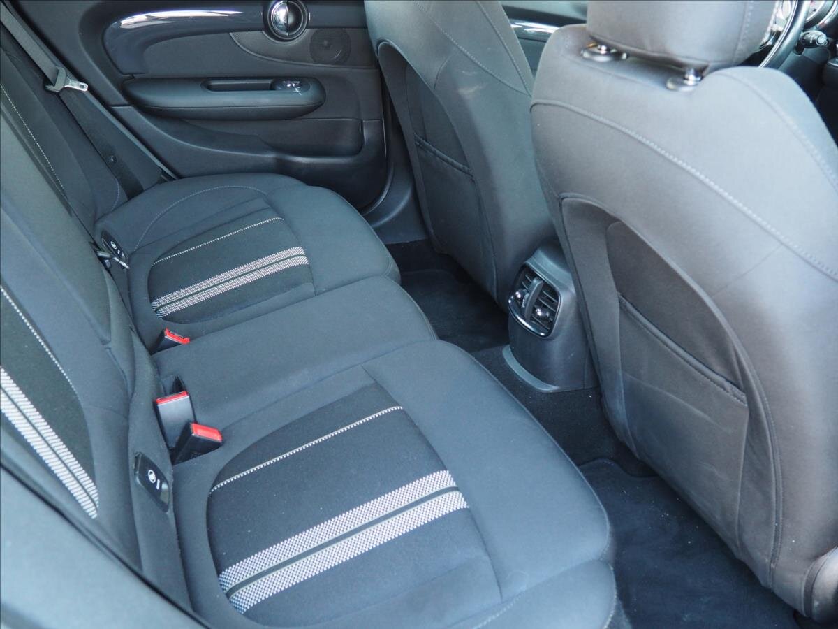 Mini Clubman Kombi 2,0 l 141 kw