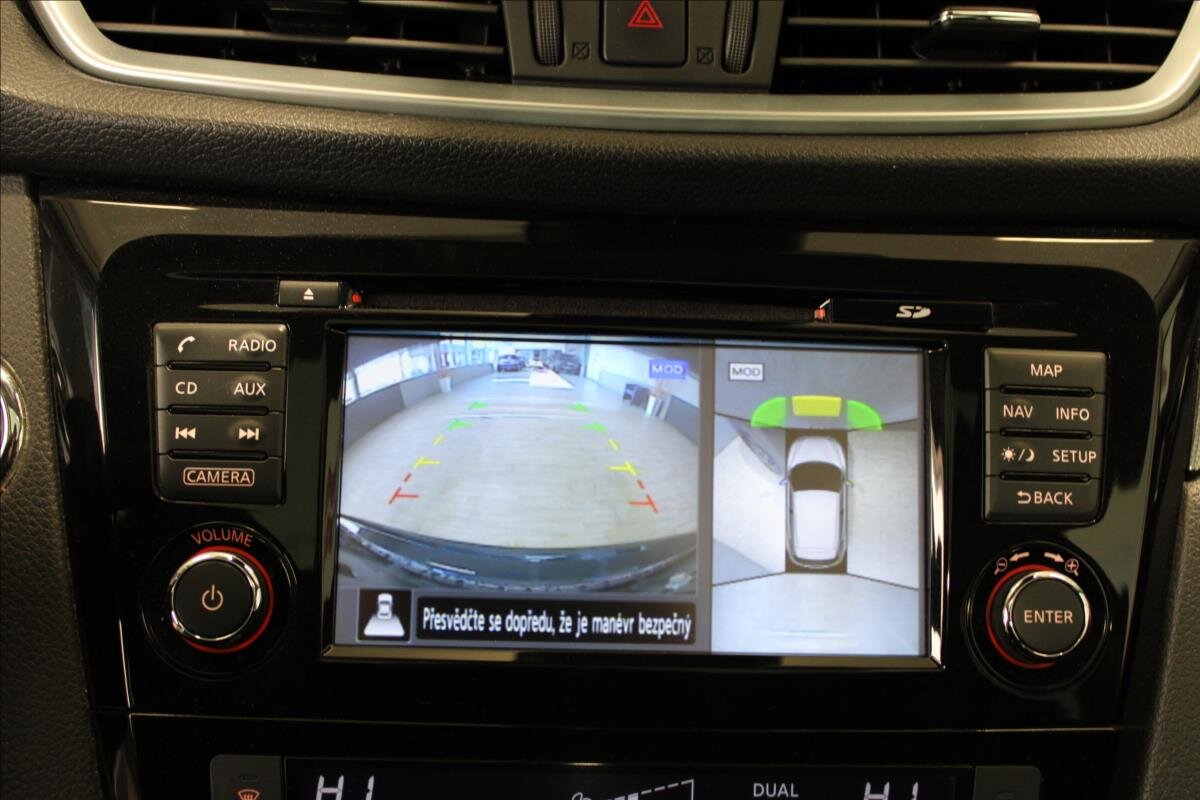 Nissan Qashqai SUV / Terénní 1,6 l 96 kw