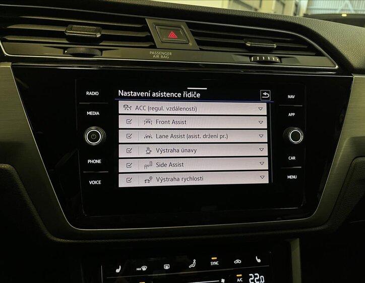 Volkswagen Touran MPV 1,5 l 110 kw