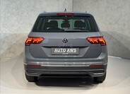 Volkswagen Tiguan 8
