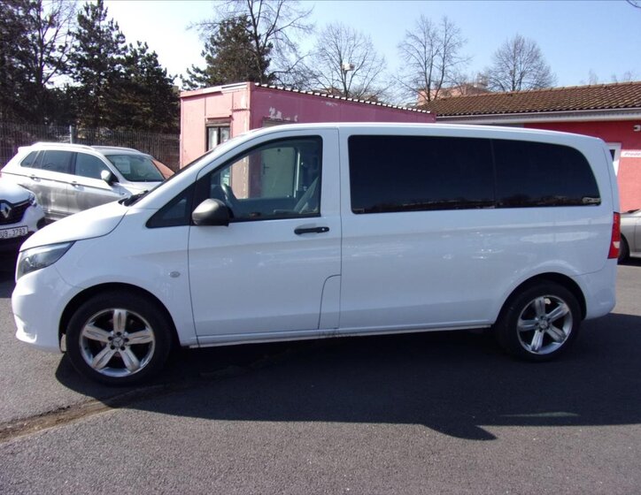 Mercedes-Benz Vito Kombi 2,1 l 120 kw