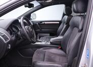 Audi Q7 13