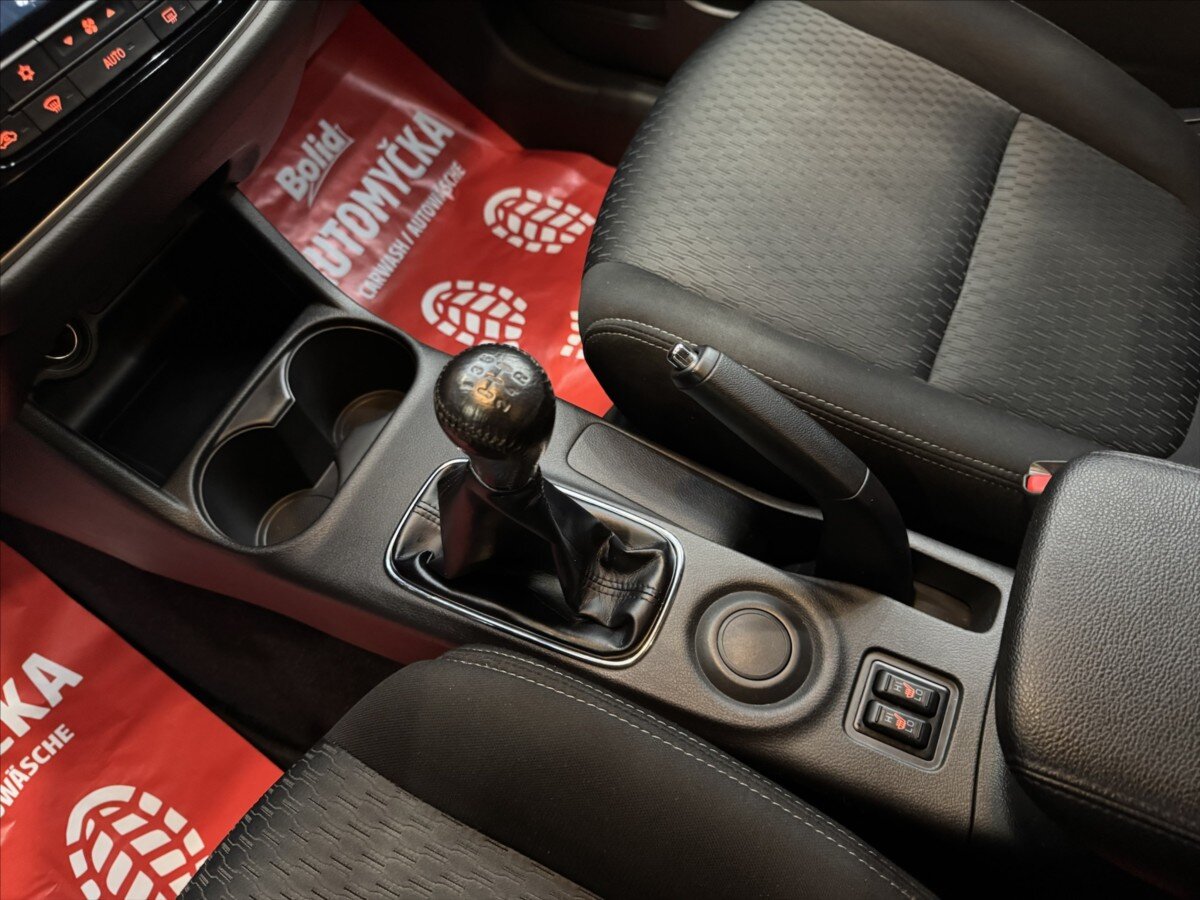 Mitsubishi Outlander SUV / Terénní 2,0 l 110 kw