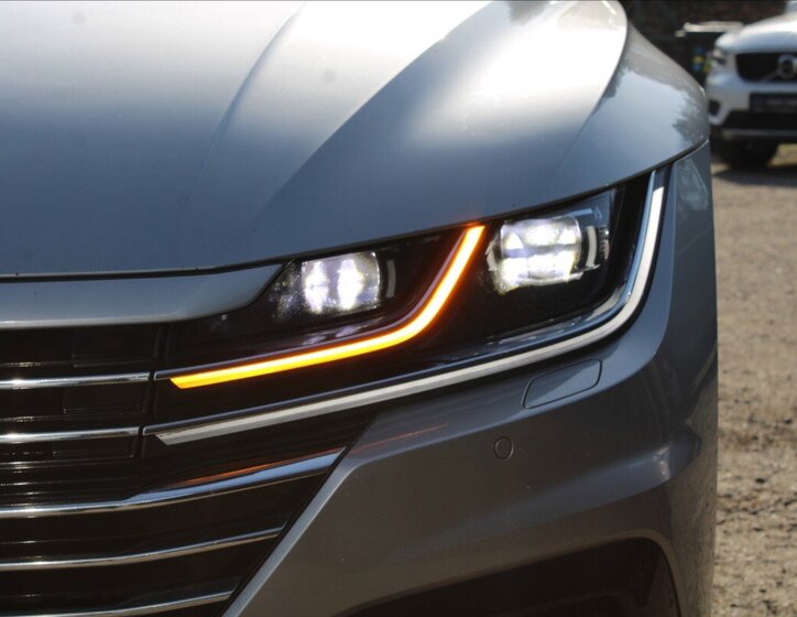 Volkswagen Arteon Hatchback 2,0 l 176 kw