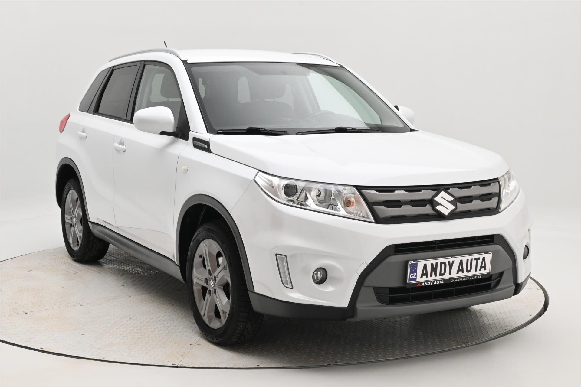 Suzuki Vitara SUV 1,6 l 88 kw