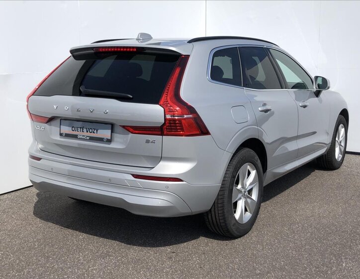 Volvo XC60 SUV / Terénní 2,0 l 145 kw