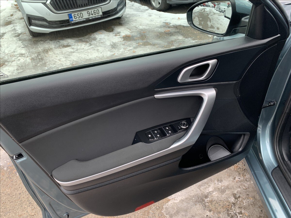 KIA Ceed Hatchback 998,0 73 kw