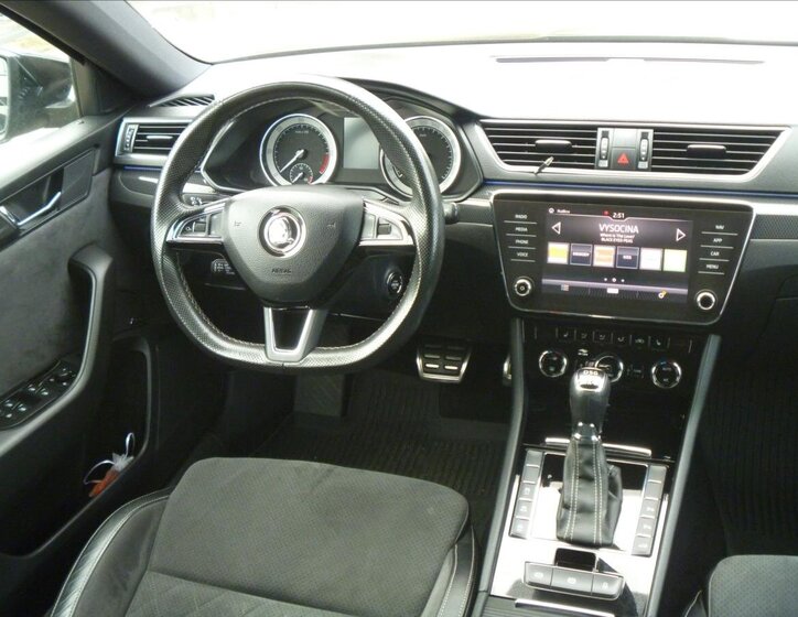 Škoda Superb Liftback 2,0 l 140 kw