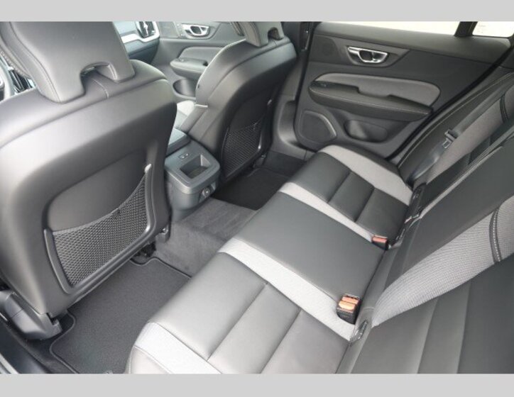 Volvo V60 Kombi 2,0 l 145 kw