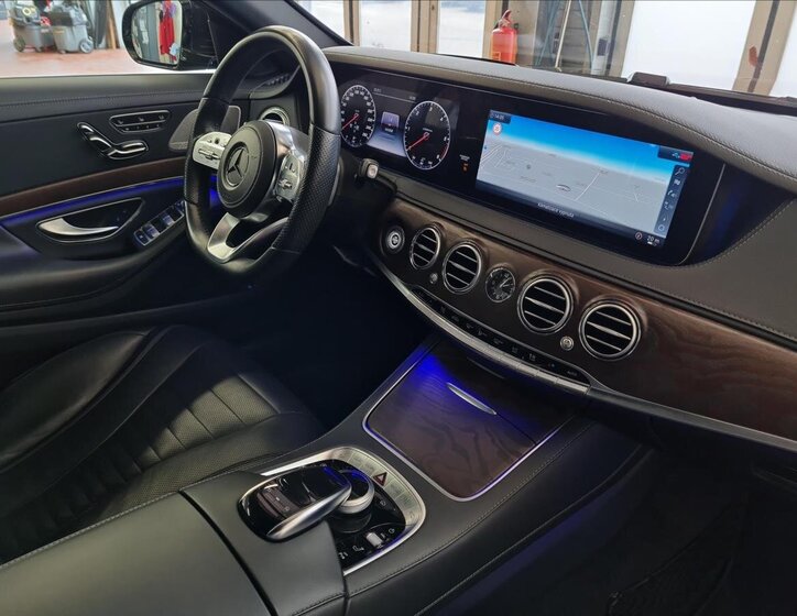 Mercedes-Benz Třídy S 18