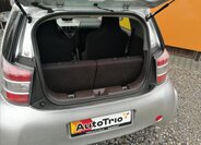 Toyota iQ Kupé 998,0 50 kw
