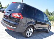 Ford Galaxy 5