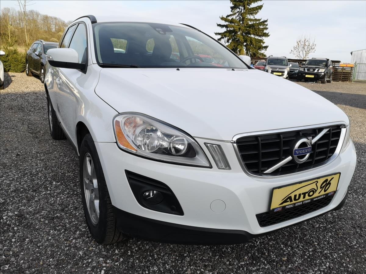 Volvo XC60 Kombi 2,4 l 136 kw