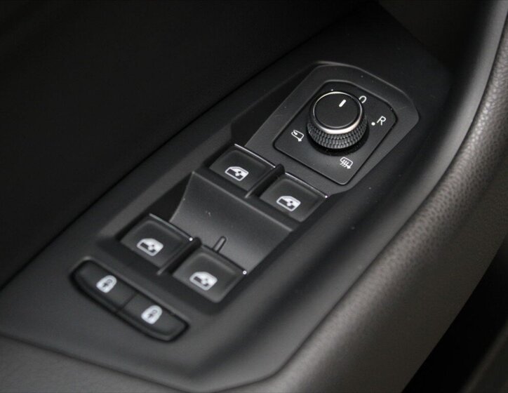 Volkswagen Touareg SUV / Terénní 3,0 l 210 kw