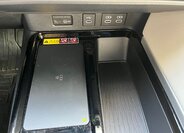 Toyota Camry Sedan / Limuzína 2,5 l 137 kw