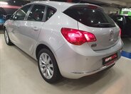 Opel Astra Hatchback 1,4 l 103 kw