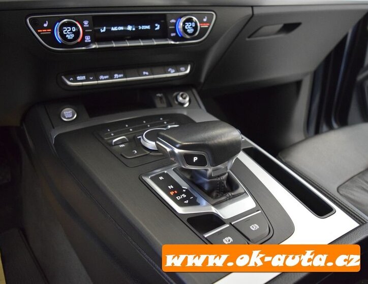 Audi Q5 SUV 2,0 l 0