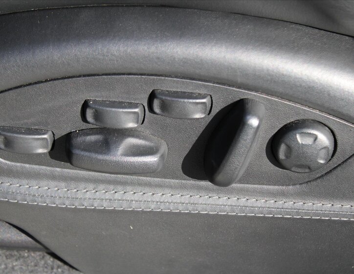 Porsche Cayenne SUV / Terénní 4,8 l 397 kw