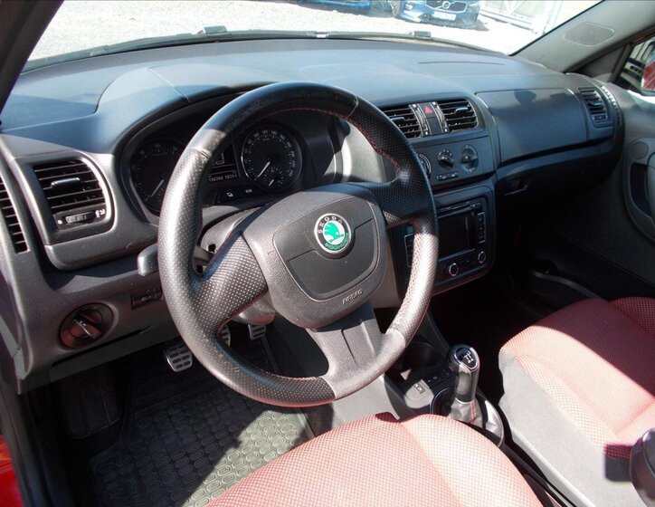 Škoda Fabia Hatchback 1,2 l 63 kw